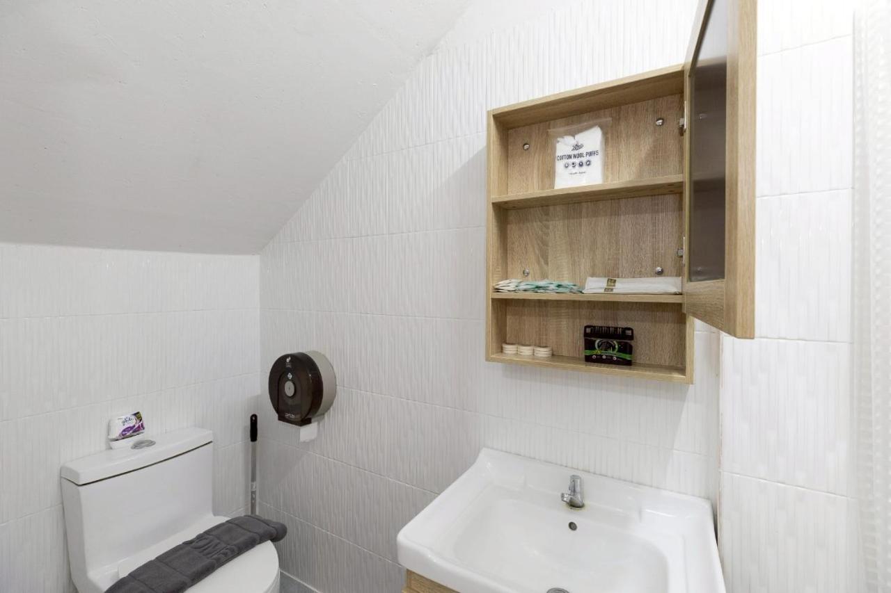 Baan Singharaj Hotel Чиангмай Екстериор снимка