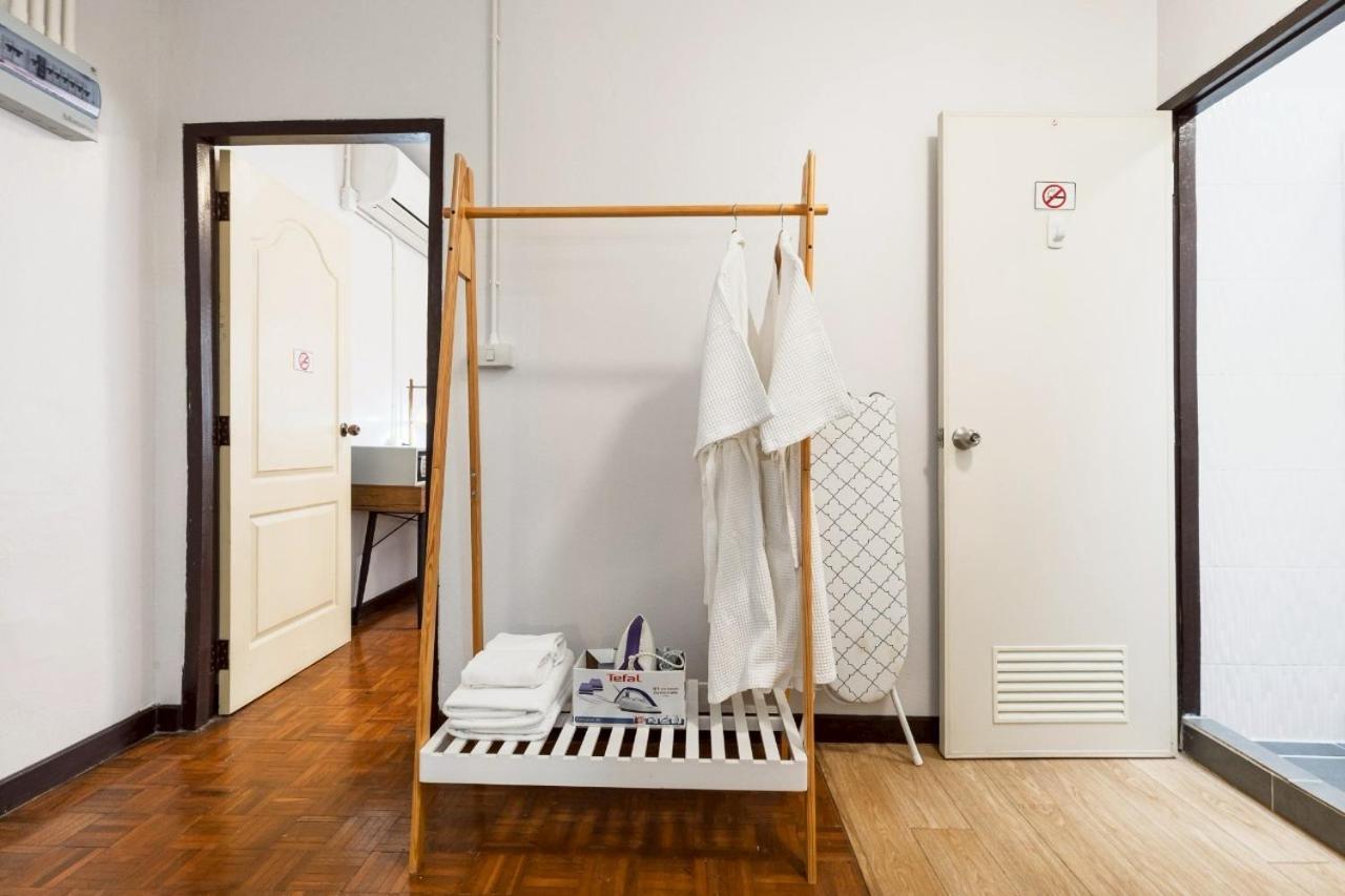 Baan Singharaj Hotel Чиангмай Екстериор снимка