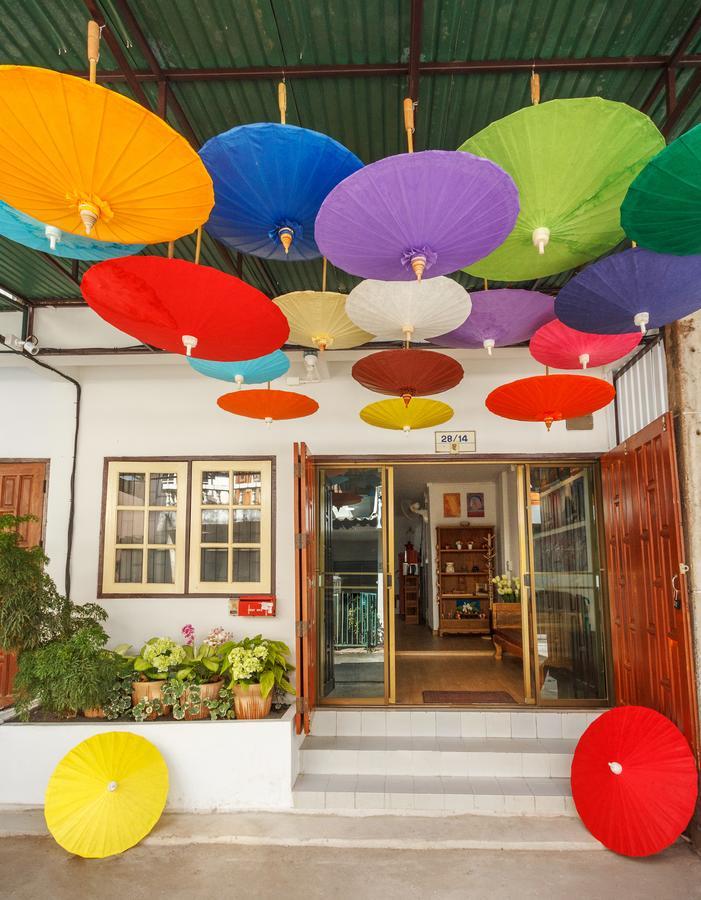Baan Singharaj Hotel Чиангмай Екстериор снимка