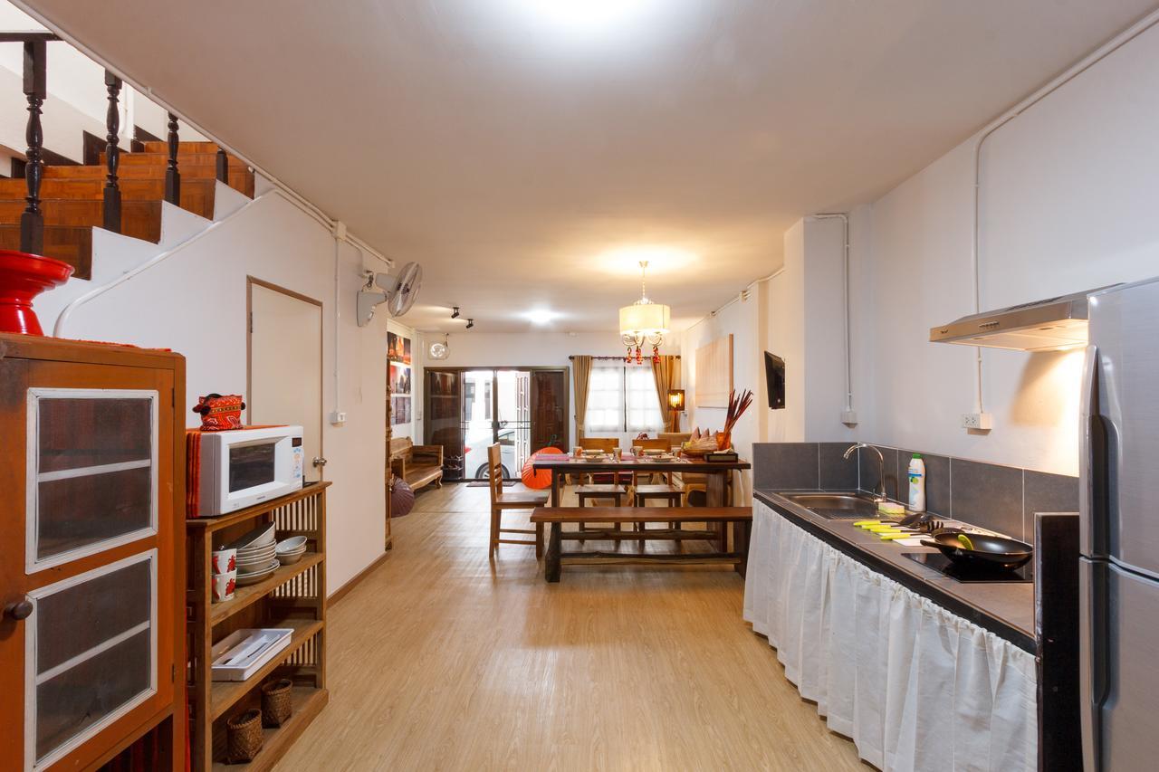 Baan Singharaj Hotel Чиангмай Екстериор снимка