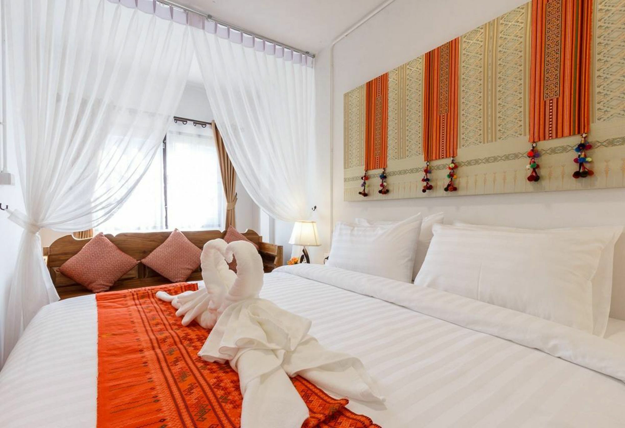 Baan Singharaj Hotel Чиангмай Екстериор снимка